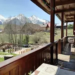 Za Lesikom Lodge
